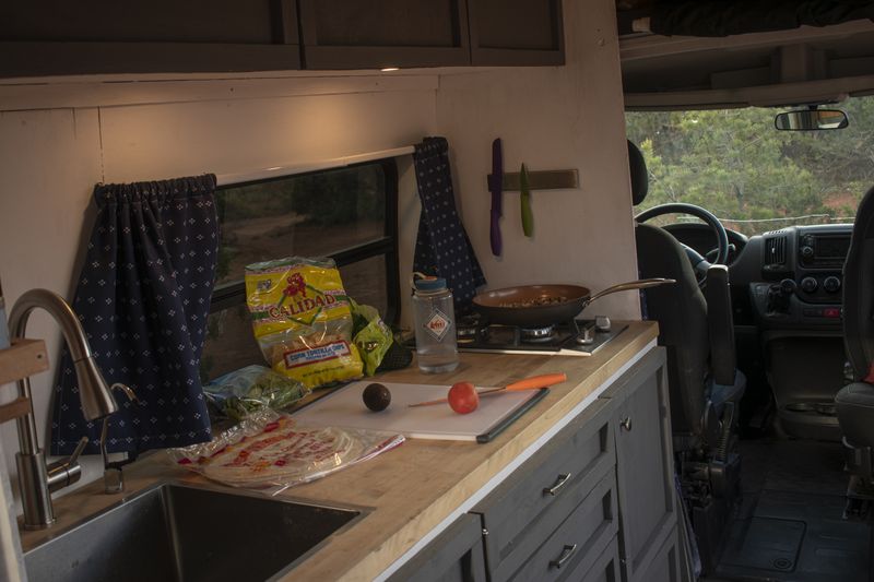 Picture 4/18 of a 2014 Ram Promaster 3500 Extended for sale in Albuquerque, New Mexico