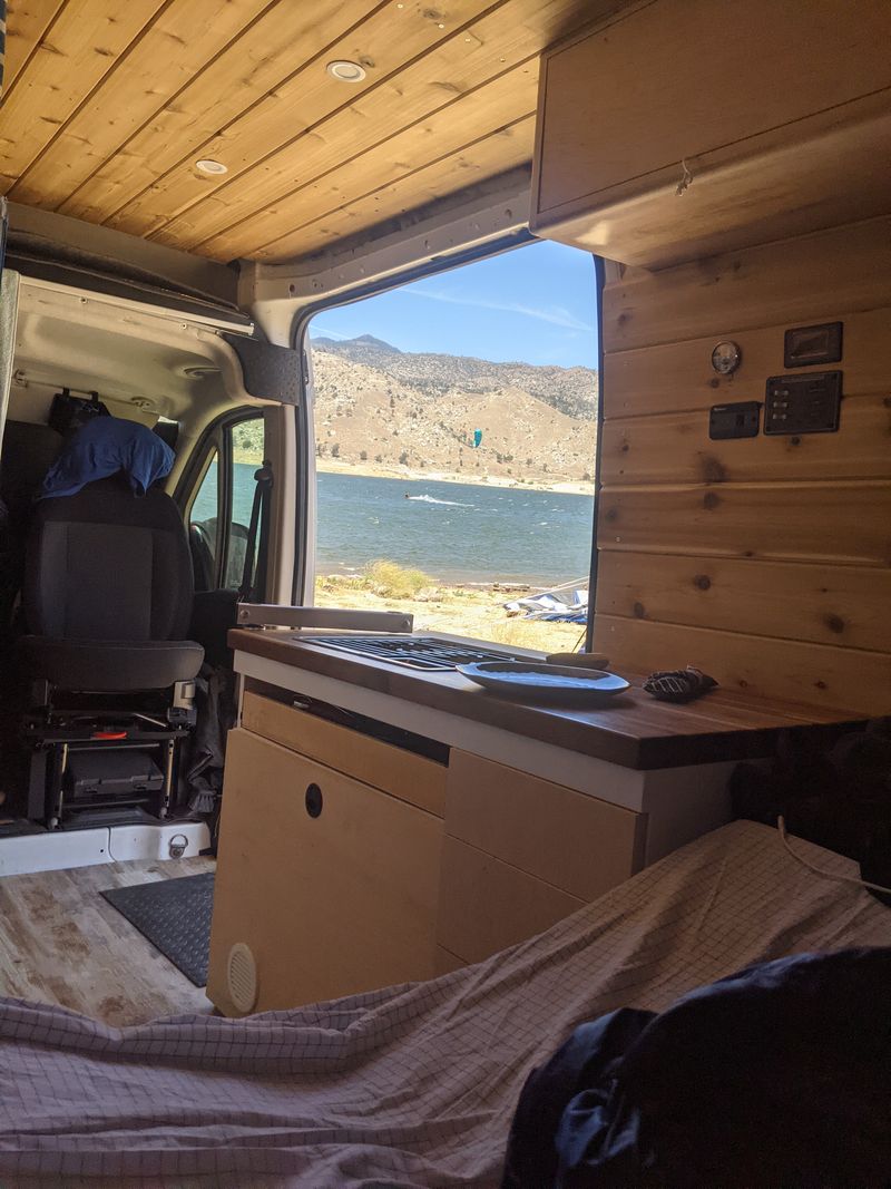 Picture 3/18 of a RAM Promaster 2500 off-grid with Starlink Internet for sale in Culver City, California