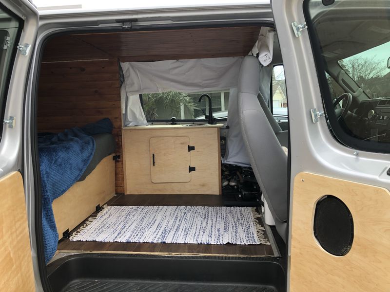 Picture 1/6 of a 2014 Ford E-350 Econoline Extended for sale in Addison, Texas
