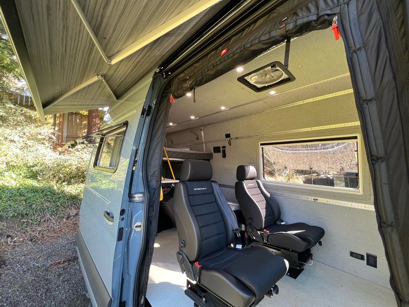 Picture 3/26 of a 2024 AWD Mercedes 170 – "The Ultimate Family Expedition Rig" for sale in Portland, Oregon