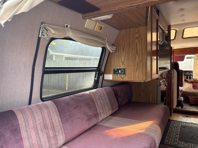 Picture 2/8 of a 1991 DODGE ROADTREK PUPOLAR for sale in Baton Rouge, Louisiana