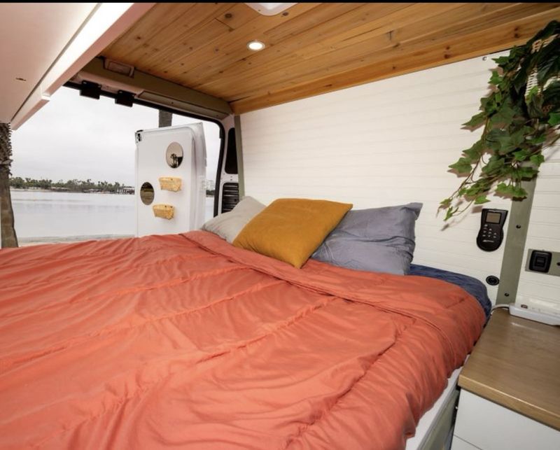 Picture 3/9 of a 2019 Ram Promaster High Roof Great Deal for sale in Palm Desert, California