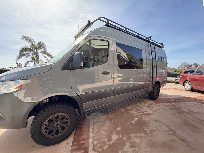 Picture 2/18 of a Pristine El Kapitan Dreamweaver Fully Optioned! for sale in Rancho Palos Verdes, California