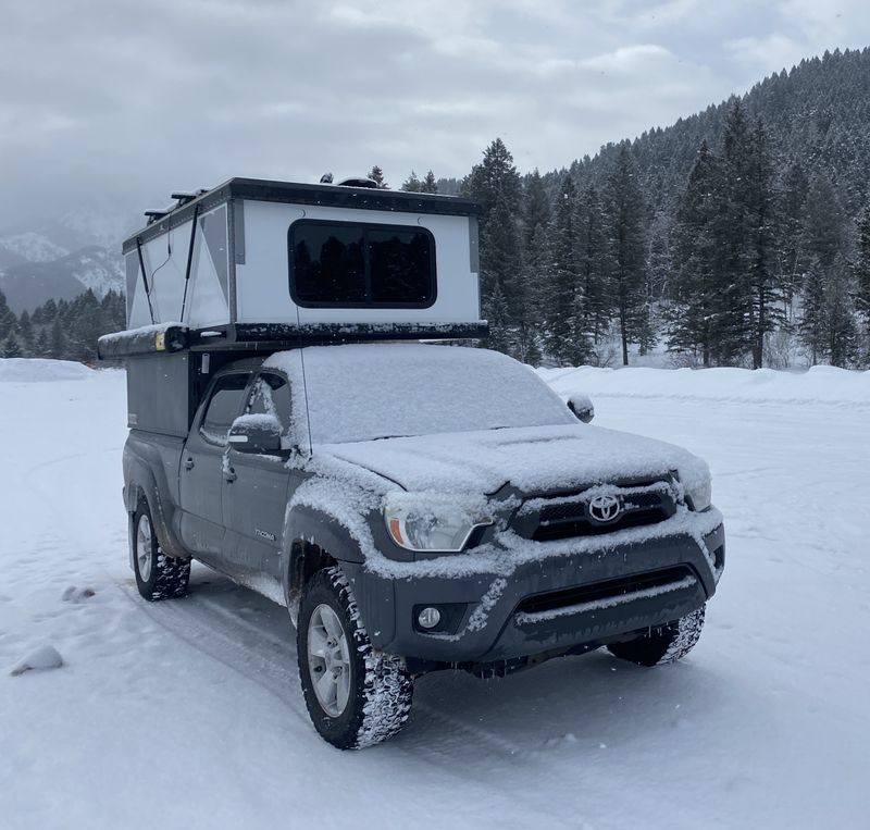 Picture 2/5 of a Hiatus Camper and Toyota Tacoma (Combo or Separated) for sale in Palm Springs, California