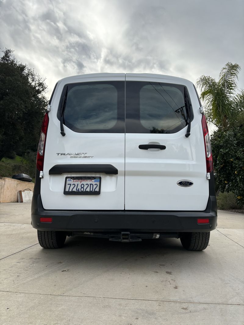 Picture 4/11 of a 2016 Ford Transit Connect Cargo XL for sale in Ojai, California