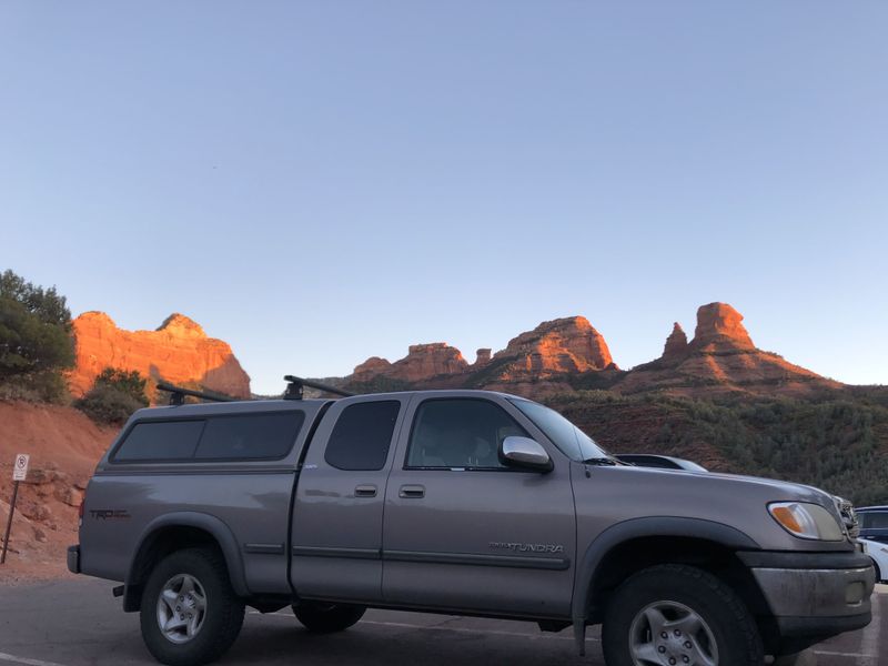 Picture 2/9 of a 2001 Toyota Tundra 4x4 with matching topper for sale in Seattle, Washington