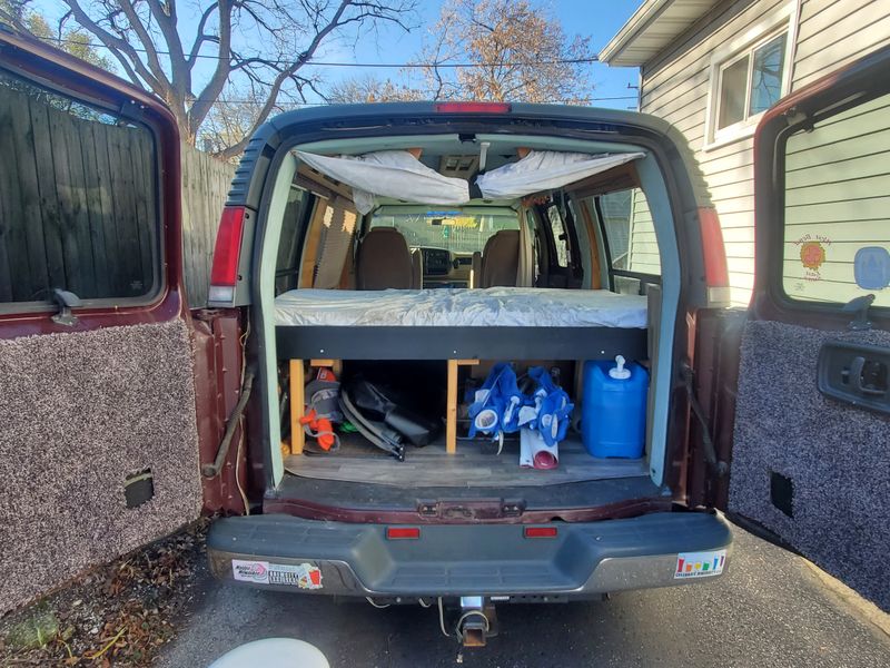Picture 3/22 of a 1996 Chevrolet Express for sale in Milwaukee, Wisconsin