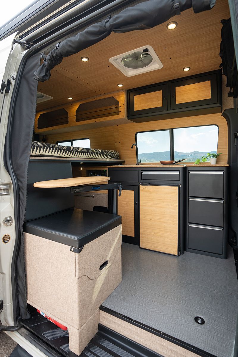 Picture 2/23 of a 2022 Mercedes-Benz Sprinter 144" 4x4 for sale in Fort Collins, Colorado