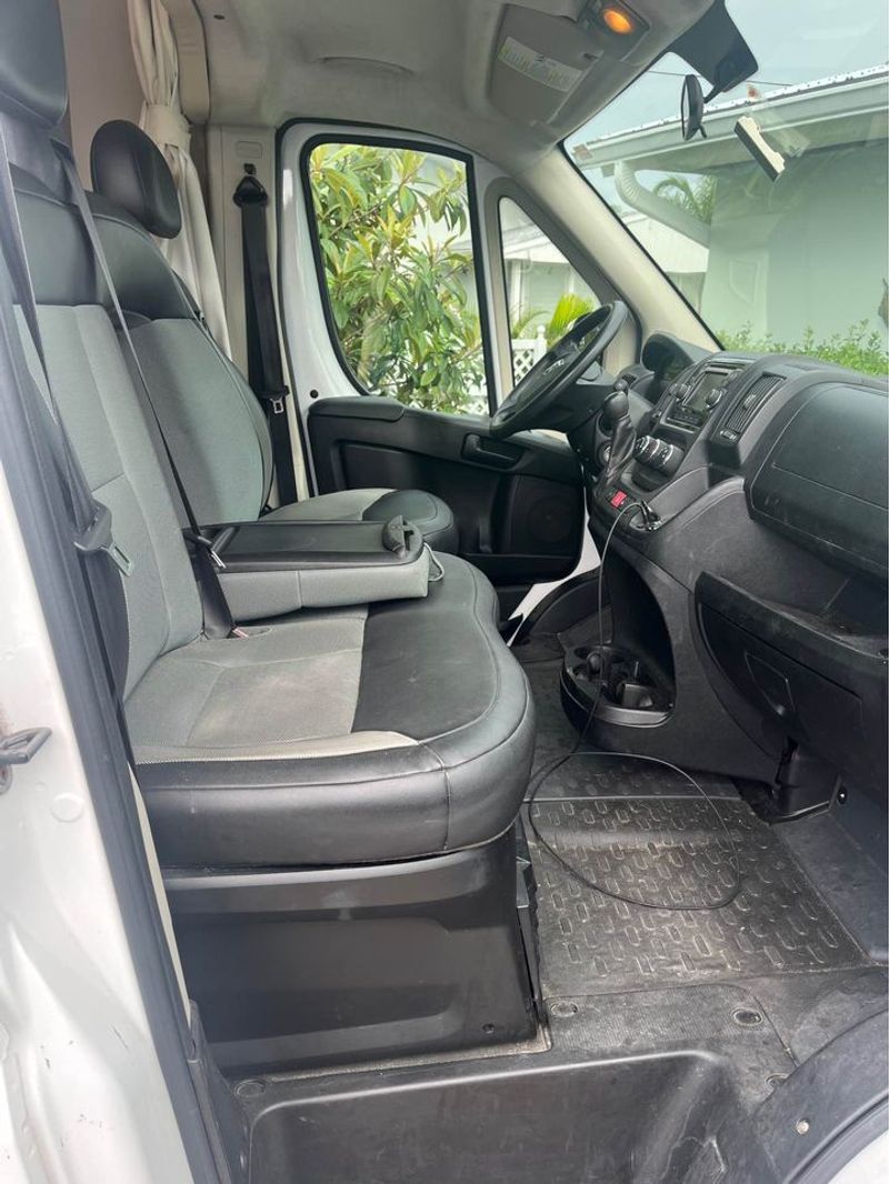 Picture 4/14 of a 2014 Dodge Ram 1500 - Only 56k miles! for sale in Tampa, Florida