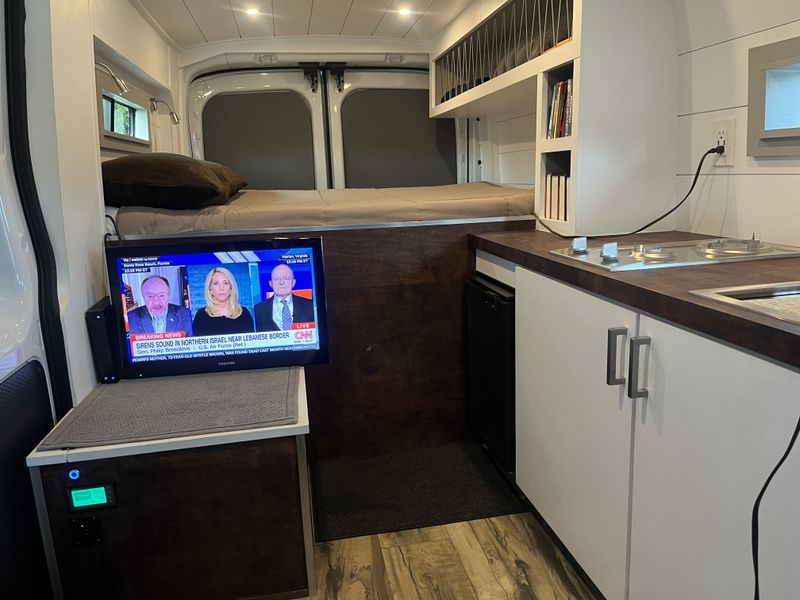 Picture 2/8 of a 2018 Ford Transit 250 midroof for sale in Camarillo, California