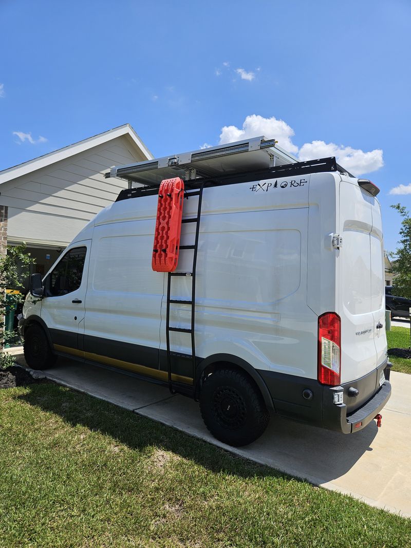 Picture 2/38 of a 2018 Ford Transit 250 LWB High Roof for sale in Houston, Texas