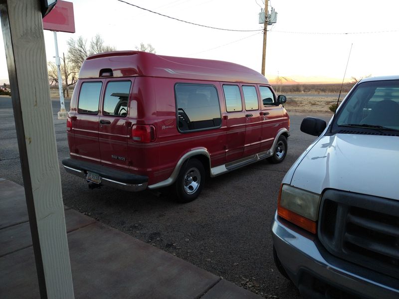 Picture 2/20 of a 2000 dodge ram van 1500 regency conversions for sale in Pearce, Arizona