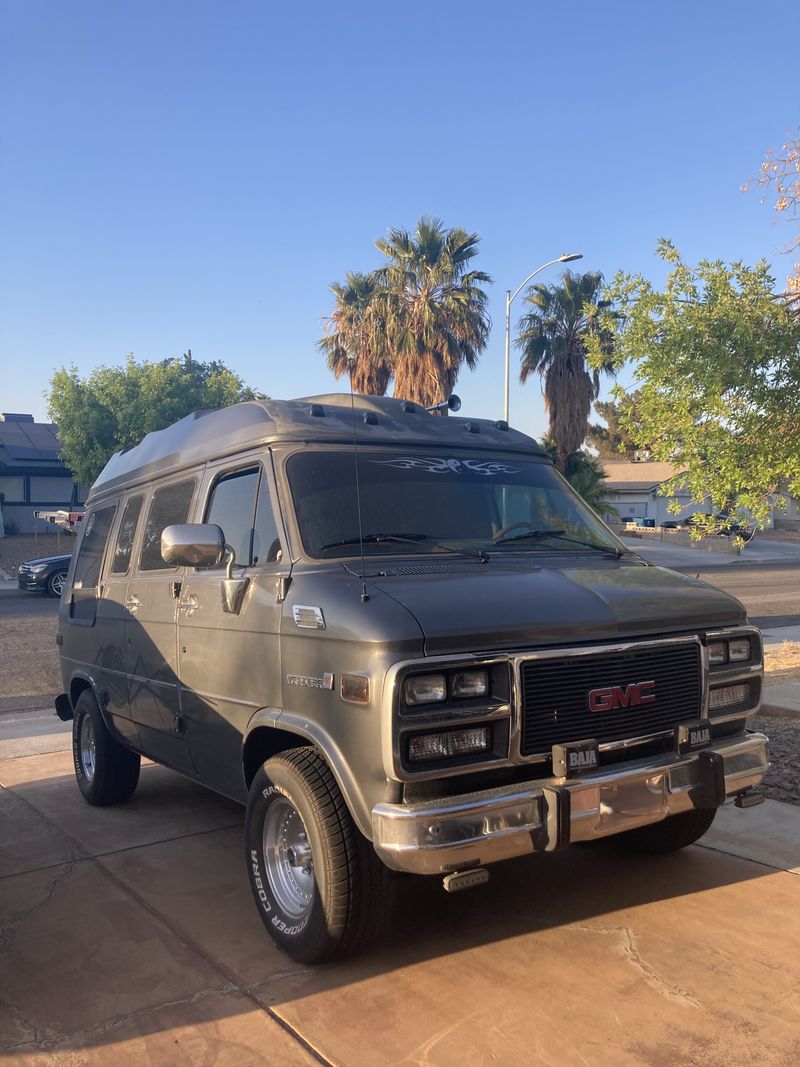 Picture 2/24 of a 1995 gmc vandara for sale in Las Vegas, Nevada