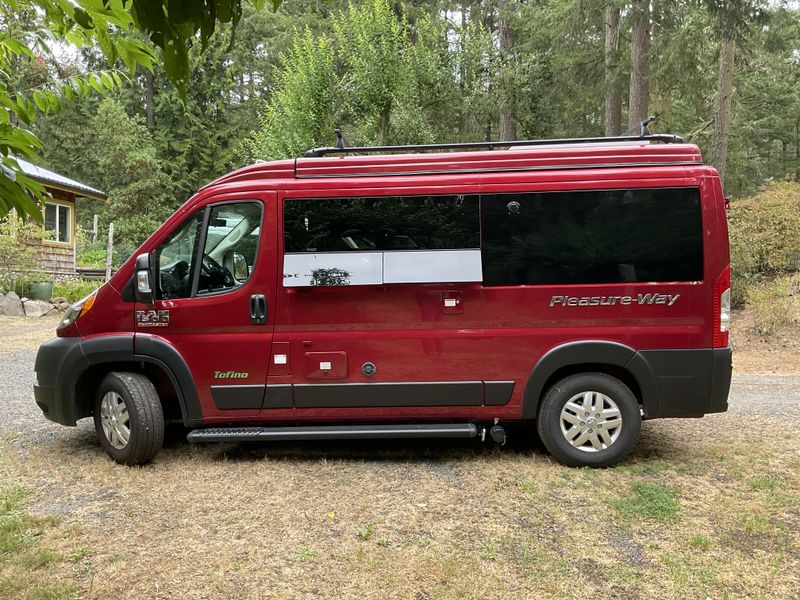 Camper Van For Sale: 2022 Pleasure-way Tofino