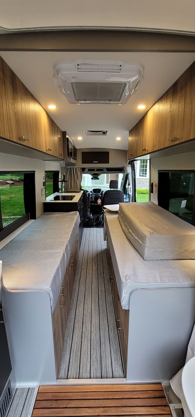Picture 3/33 of a 2019 ford transit brand new build for sale in Brooklyn, Connecticut