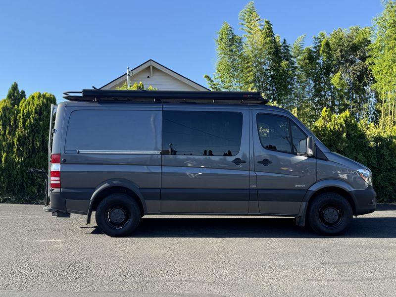 Picture 2/22 of a 2014 Mercedes Sprinter 2500 Camper Van for sale in Roseburg, Oregon