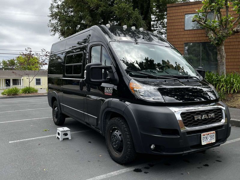 Picture 1/10 of a Dodge Promaster 136  for sale in Lemont, Illinois