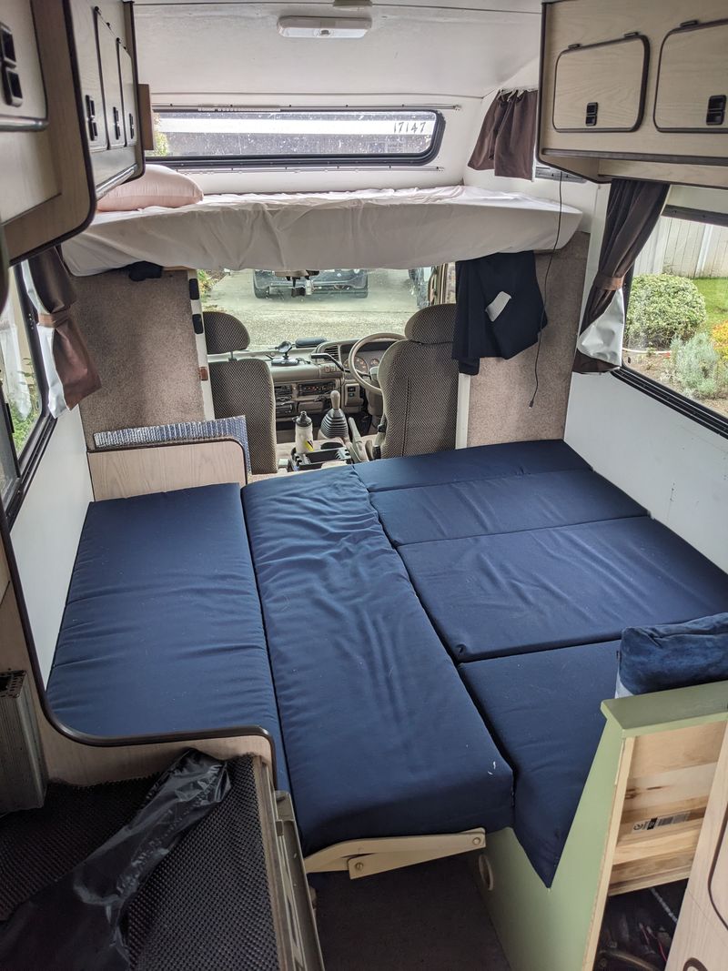 Camper Van For Sale: 1994 Isuzu Elf 4x4 Outback Express