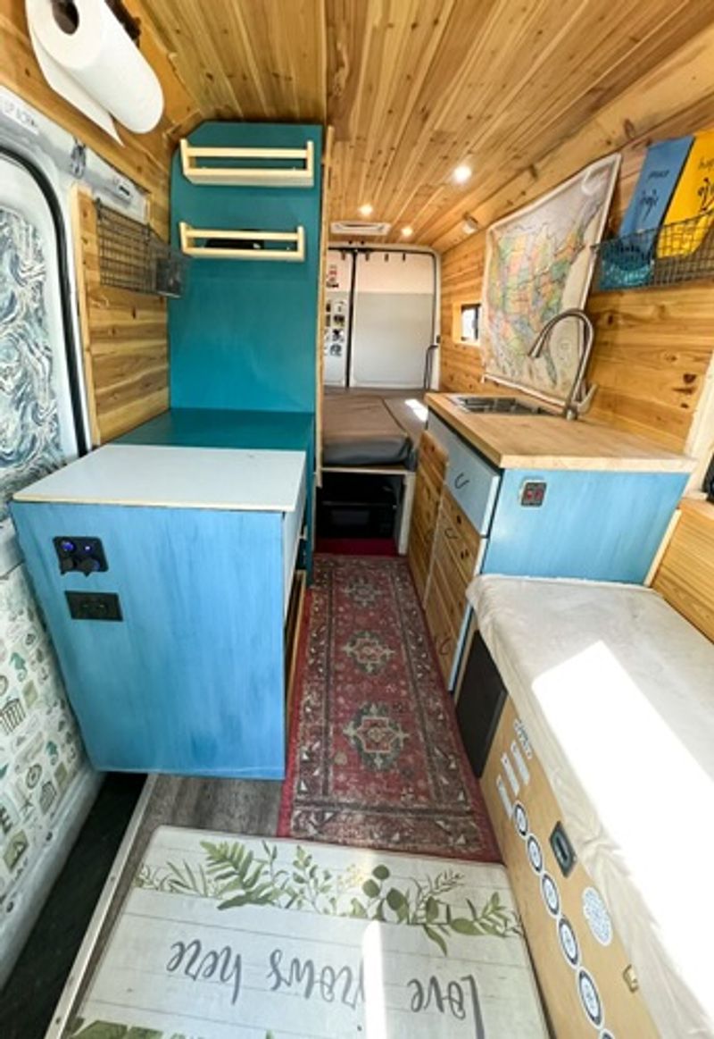 Picture 2/34 of a 2006 Sprinter 2500 Off-Grid Fully Loaded Custom Camper Build for sale in Santa Monica, California