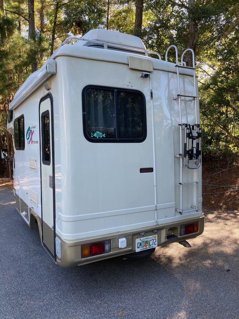 Picture 3/38 of a Remodeled Isuzu Elf Camper  for sale in Emerald Isle, North Carolina