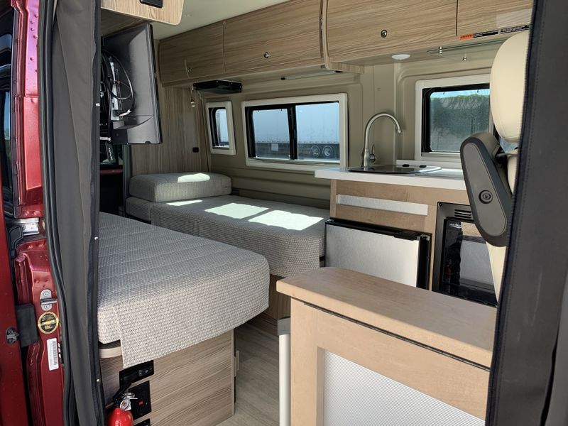 Picture 5/17 of a 2021 Winnebago Travato 59G 21’ Class B Motorhome for sale in Phoenix, Arizona