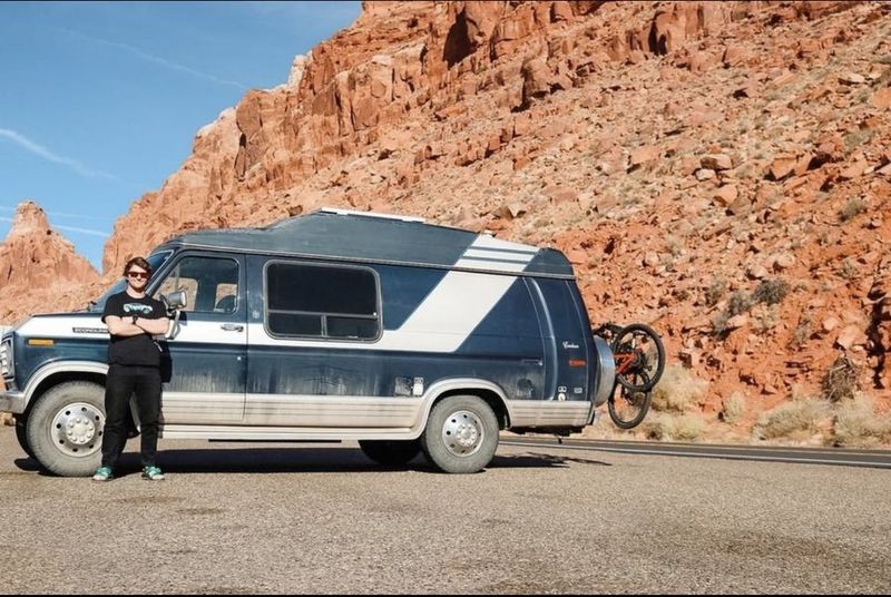 Picture 1/20 of a 1989 Ford Econoline E250 CamperVan for sale in Idaho Falls, Idaho