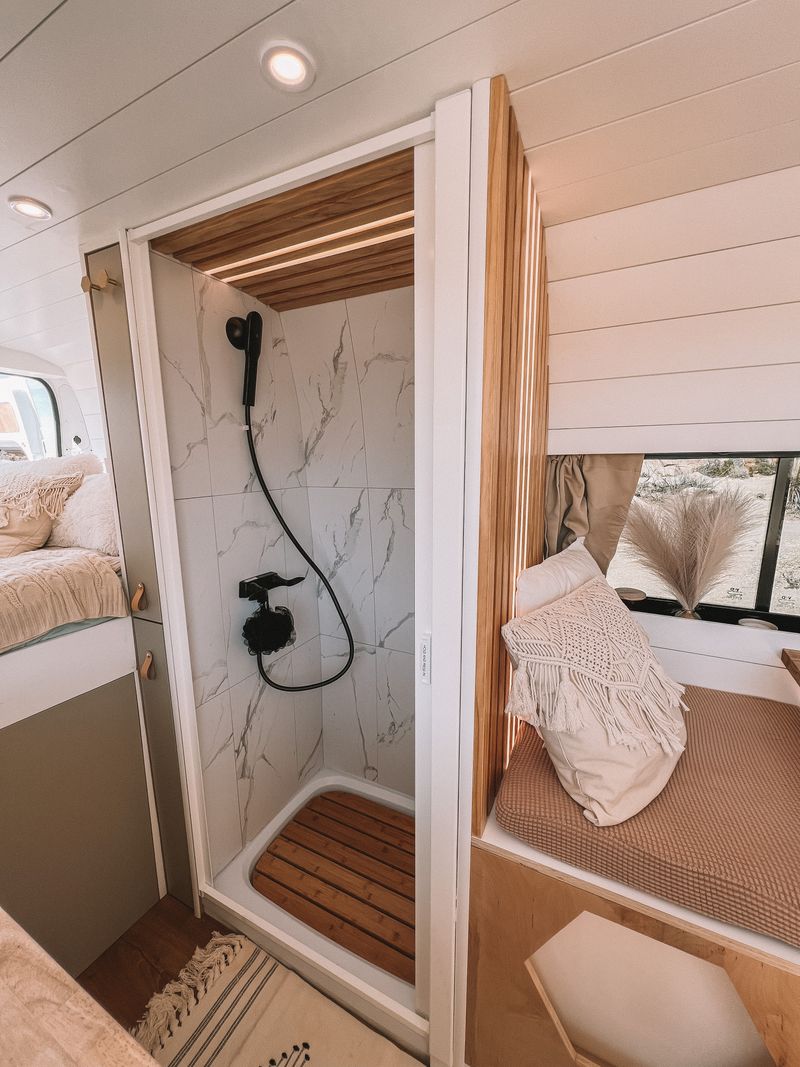Picture 4/20 of a AVAILABLE !!! 2022 Luxury van Boho Desert design   for sale in Sacramento, California