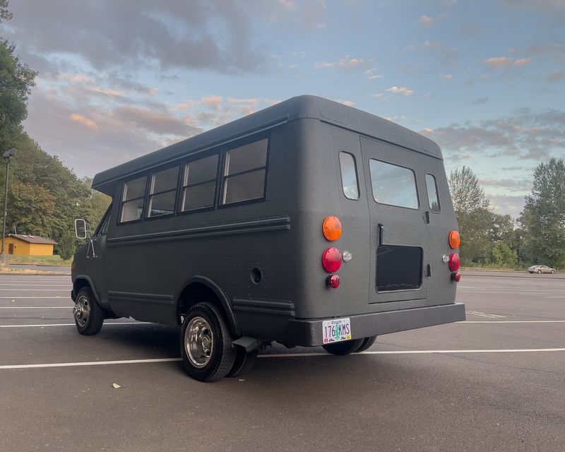 Picture 3/10 of a 1979 GMC G30 Bus for sale in Dundee, Oregon