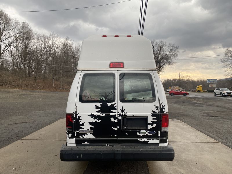 Picture 4/18 of a 2009 Ford Econoline E-350 EXT CONVERSION  for sale in Binghamton, New York
