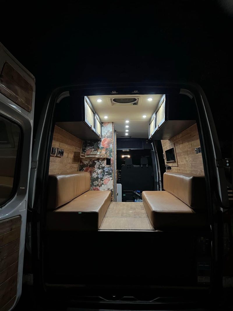 Picture 2/11 of a 2019 Mercedes Benz 170 WB  for sale in San Diego, California