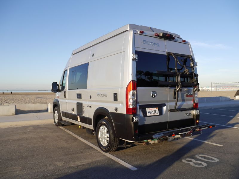 Picture 4/20 of a 2022 Thor Scope 18T Class B Van for sale in Long Beach, California
