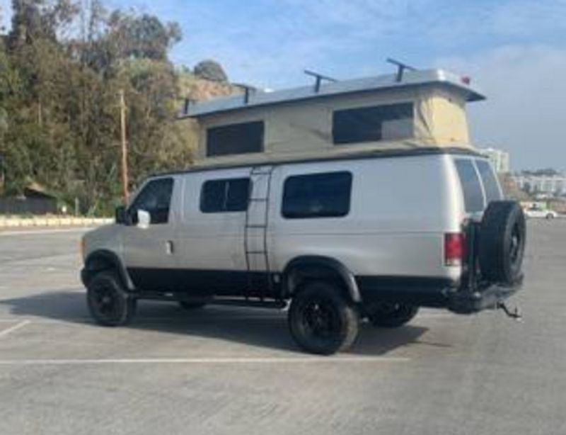 Picture 4/18 of a 2003 E250 Sportsmobile for sale in Long Beach, California