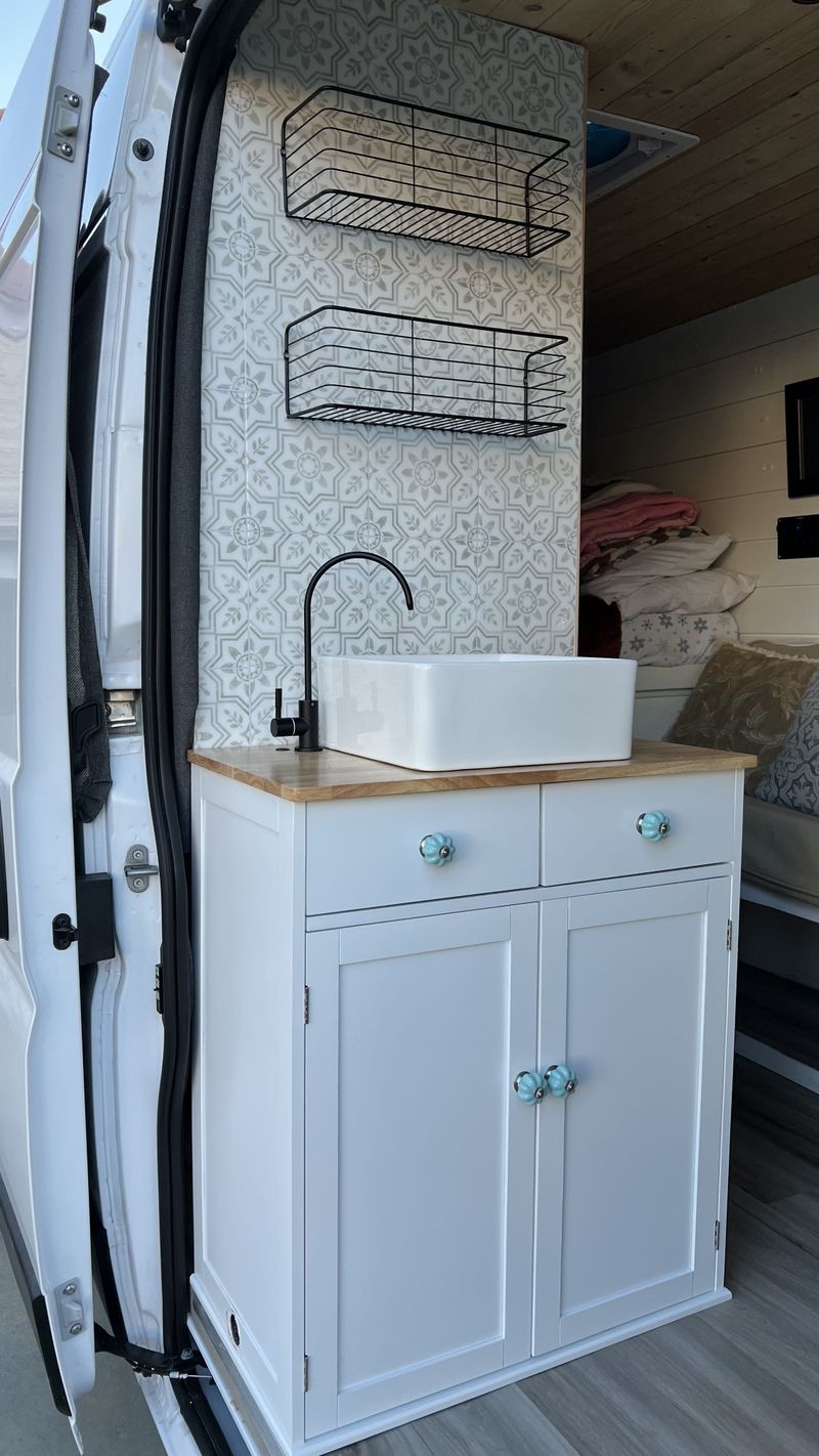Picture 4/8 of a OFFGRID!! 2021 ProMaster camper with shower and sink for sale in Palmdale, California