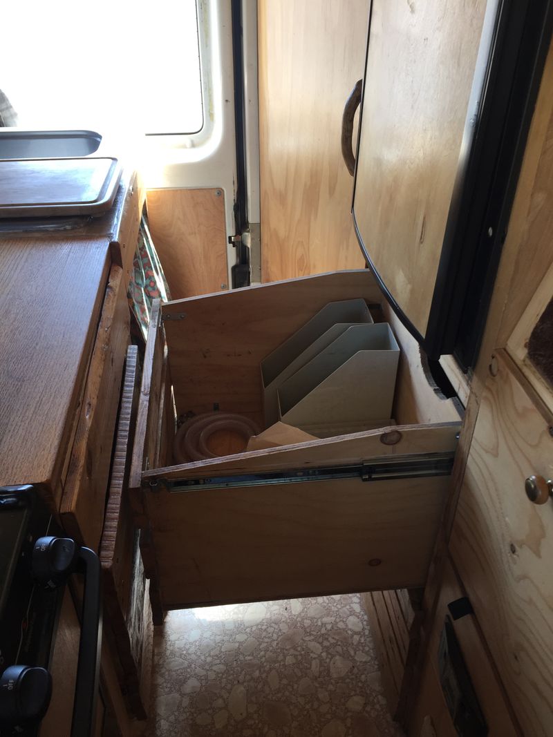 Picture 3/29 of a 2005 Dodge Sprinter 2500 for sale in Albany, California