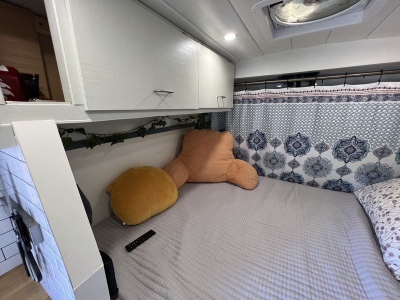 Picture 5/24 of a 2020 Ford Transit 250 High Roof 130" WB Custom Campervan for sale in Simi Valley, California