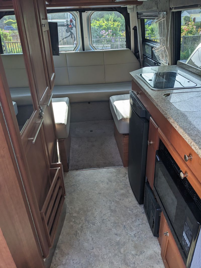 Picture 4/13 of a 2013 Roadtrek Adventurous Mercedes Sprinter for sale in Menlo Park, California