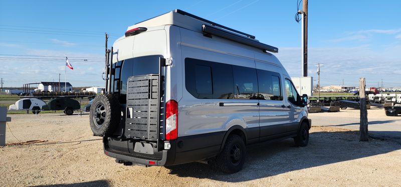 Picture 3/41 of a 2022 Ford Transit 250 HR Campervan w/2023 Pro Conversion for sale in Abilene, Texas