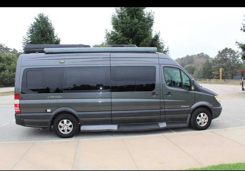 Picture 1/20 of a 🏕️🔥🚐Winnebago full RV van. 67,000 miles 🏕️🔥🚐 for sale in San Jose, California