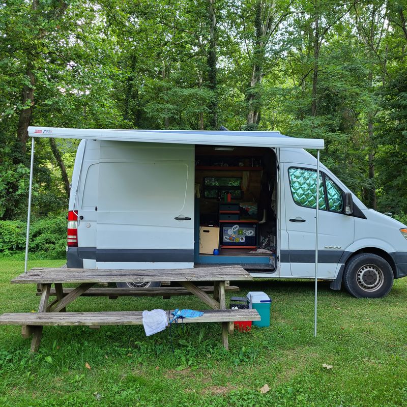 Picture 4/16 of a 2008 Dodge Sprinter Camper Van for sale in Baltimore, Maryland