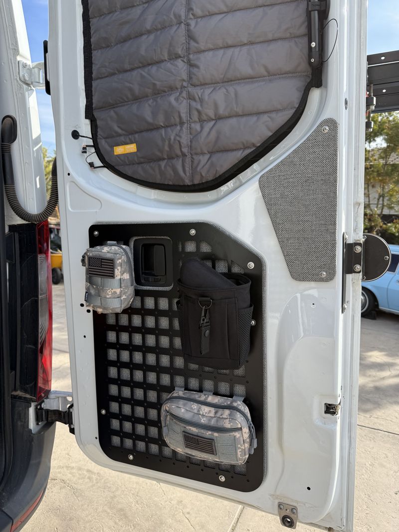 Picture 4/15 of a 2022 Storyteller Overland Classic/Beast for sale in Encinitas, California