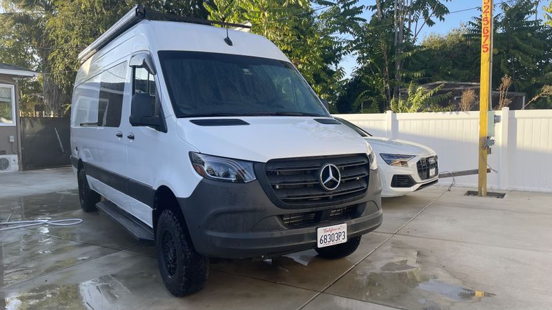 Picture 2/38 of a 2022 Mercedes Benz sprinter 170 4×4 for sale in Rosemead, California