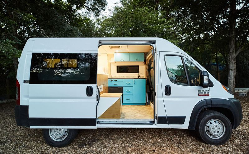 Picture 3/39 of a "Gypsy Blue" 2019 Dodge Ram Promaster 2500 Adventure Van for sale in Austin, Texas