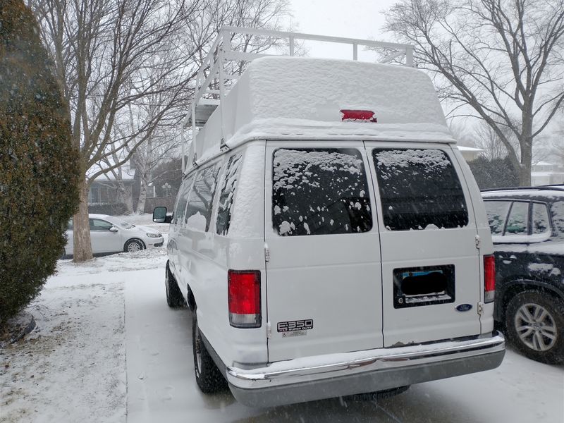 Picture 4/24 of a 2000 Ford E350 7.3L Powerstroke Diesel V8 Extended for sale in Chicago, Illinois