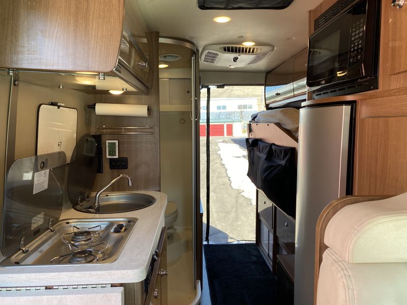 Picture 3/14 of a 2018 Winnebago Travato 59g for sale in Missoula, Montana