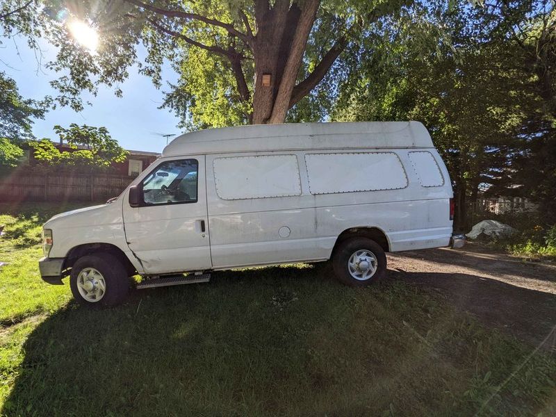 Picture 2/10 of a  2011 Ford Econoline High Top Project for sale in Lockport, Illinois