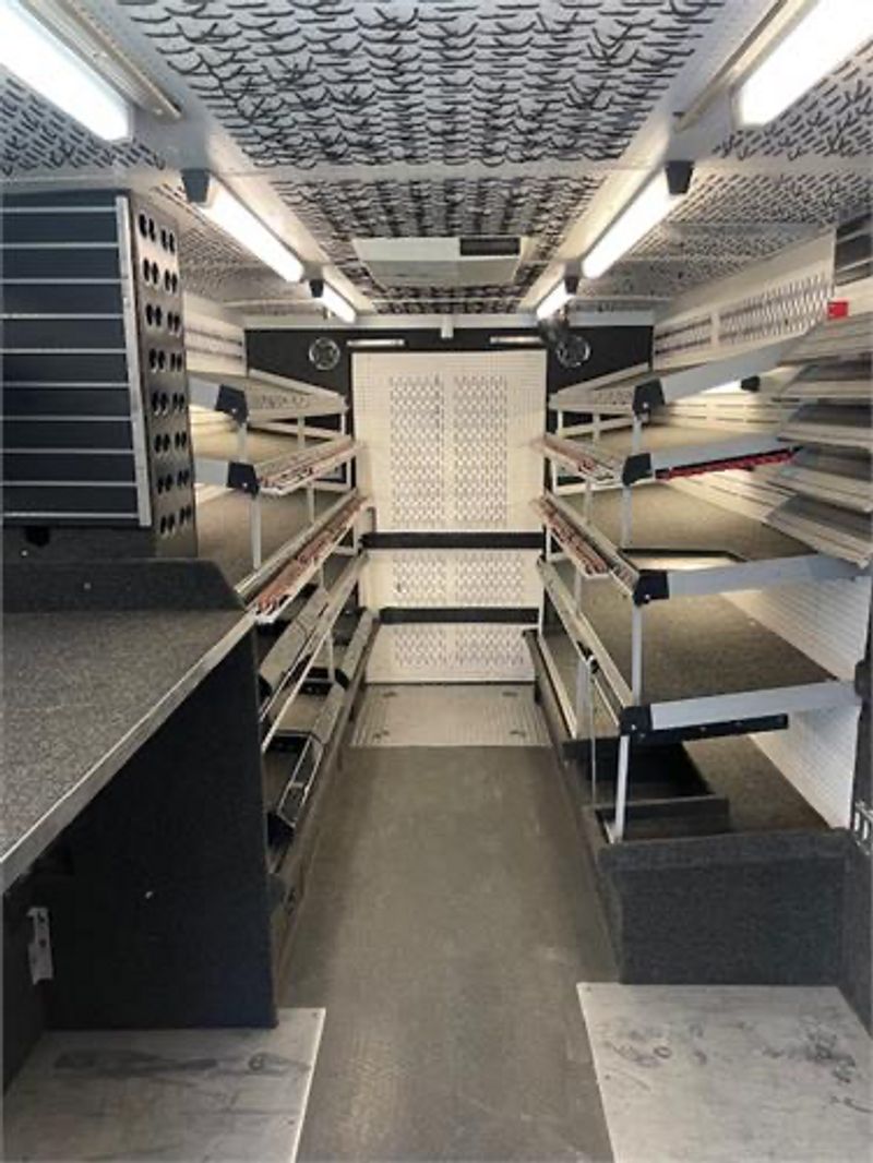 Picture 5/12 of a 2008 Freightliner MT45 for sale in Austin, Texas