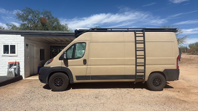 Picture 2/9 of a 2019 Ram Promaster Fully Offgrid Ready Huge Solar & Battery for sale in Tucson, Arizona