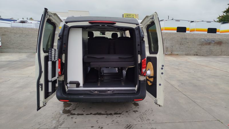 Picture 5/15 of a Mercedes-Benz 2022 Diverge metris cargo for sale in Los Angeles, California