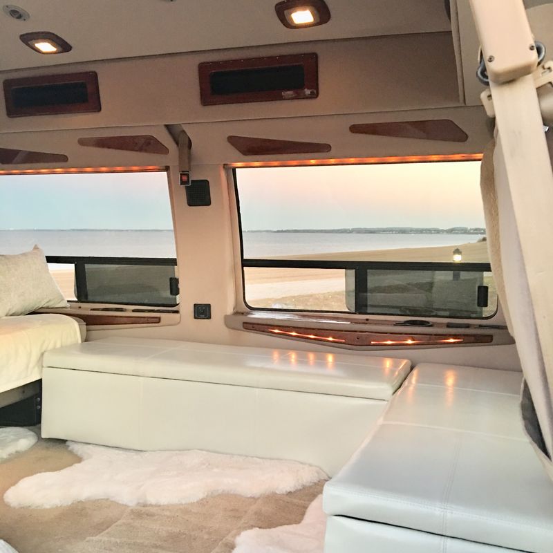 Picture 4/19 of a 1999 Dodge Ram Van 1500 Conversion Campervan for sale in Miami, Florida