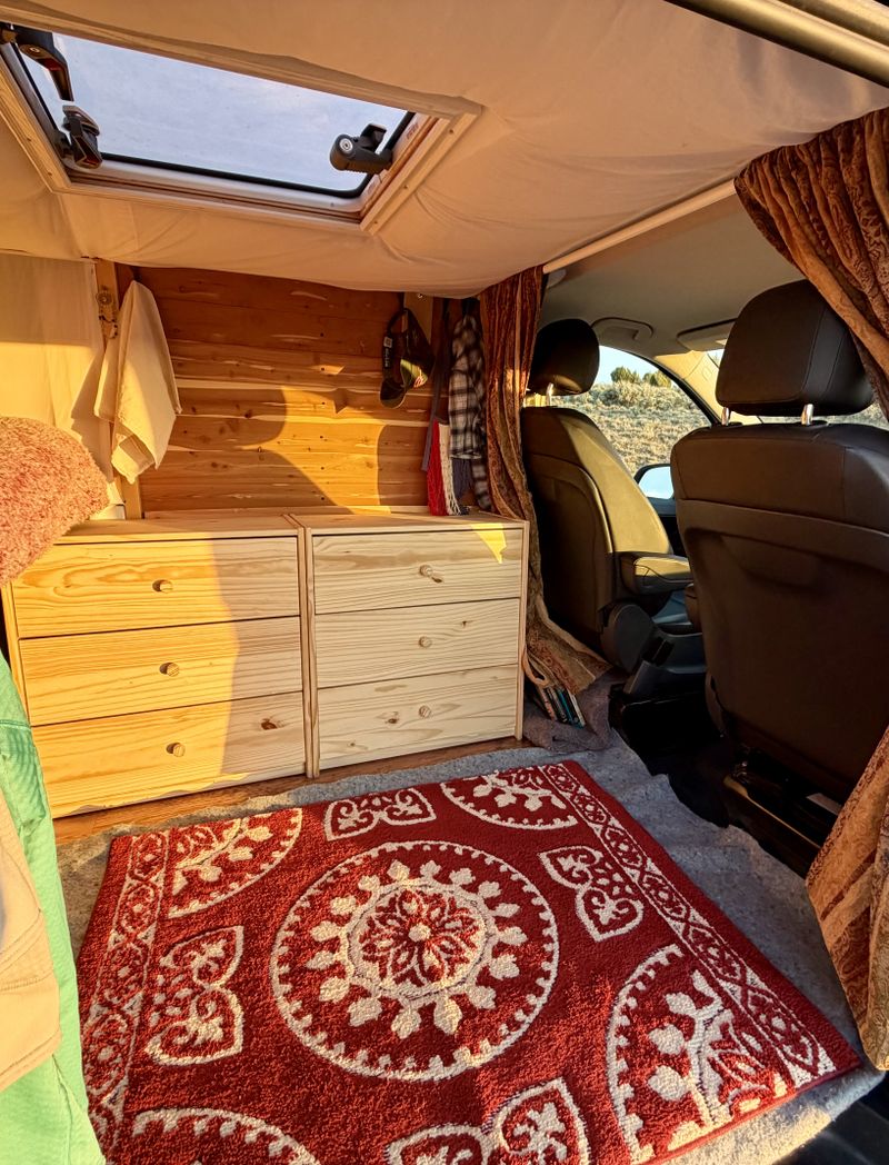 Picture 4/10 of a 2021 Mercedes Metris for sale in Eagle, Colorado